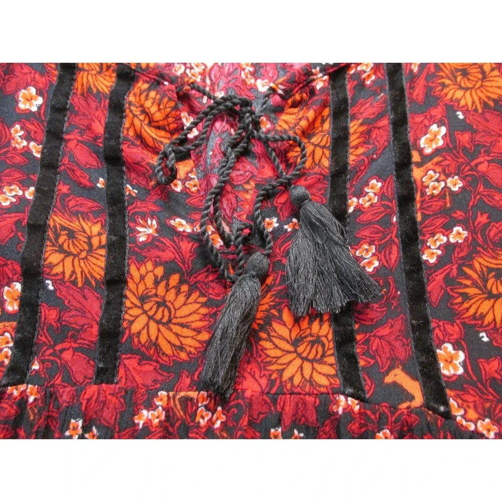 Old Navy Women Red Floral Velvet Trim Peasant Blouse Boho Tassel Top Medium